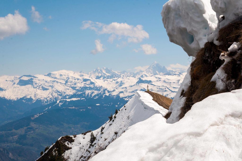Vue sur le Mont-Blanc en Haute-Savoie.